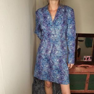Sz 4, vintage 80s Isabel USA snakeskin snap button purple/blue skirt-suit set